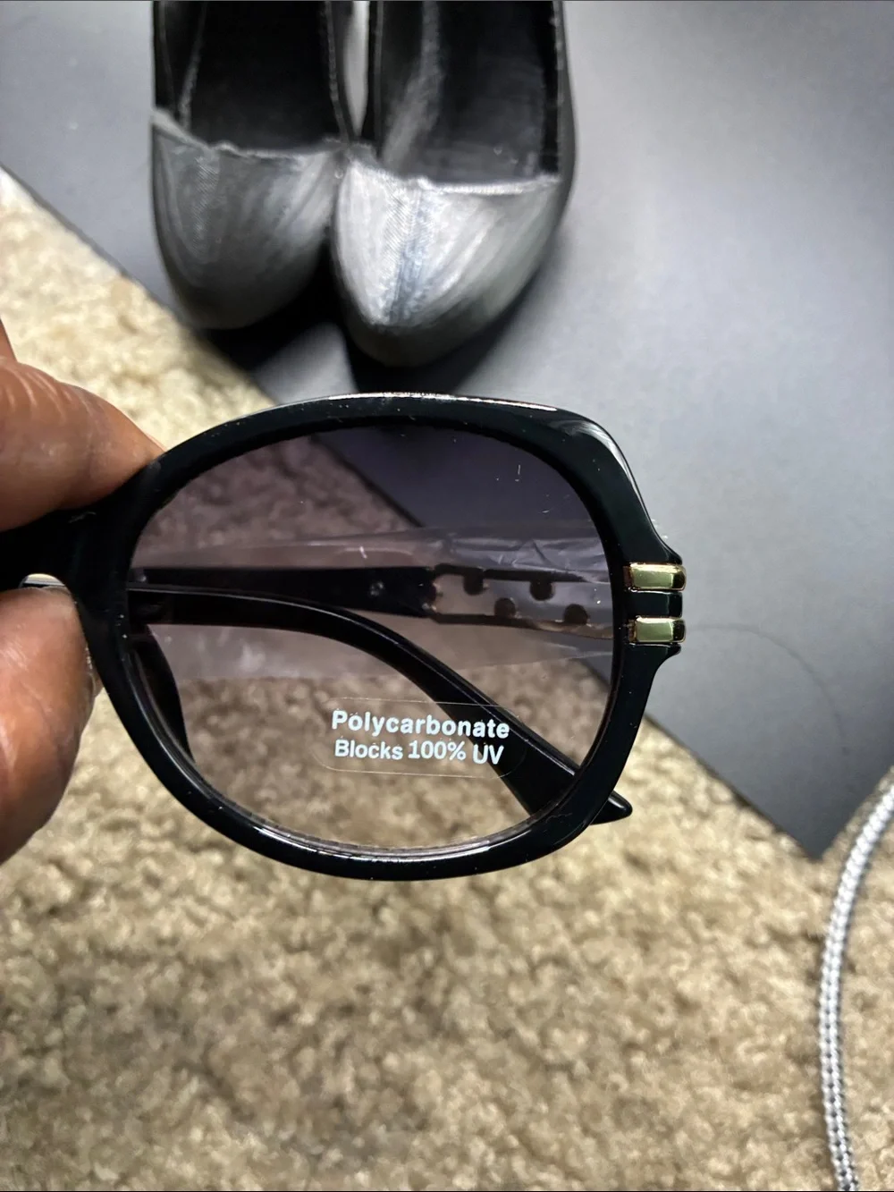 Classic Black Oversized Women's Sunglasses - Polycarbonate UV Protection